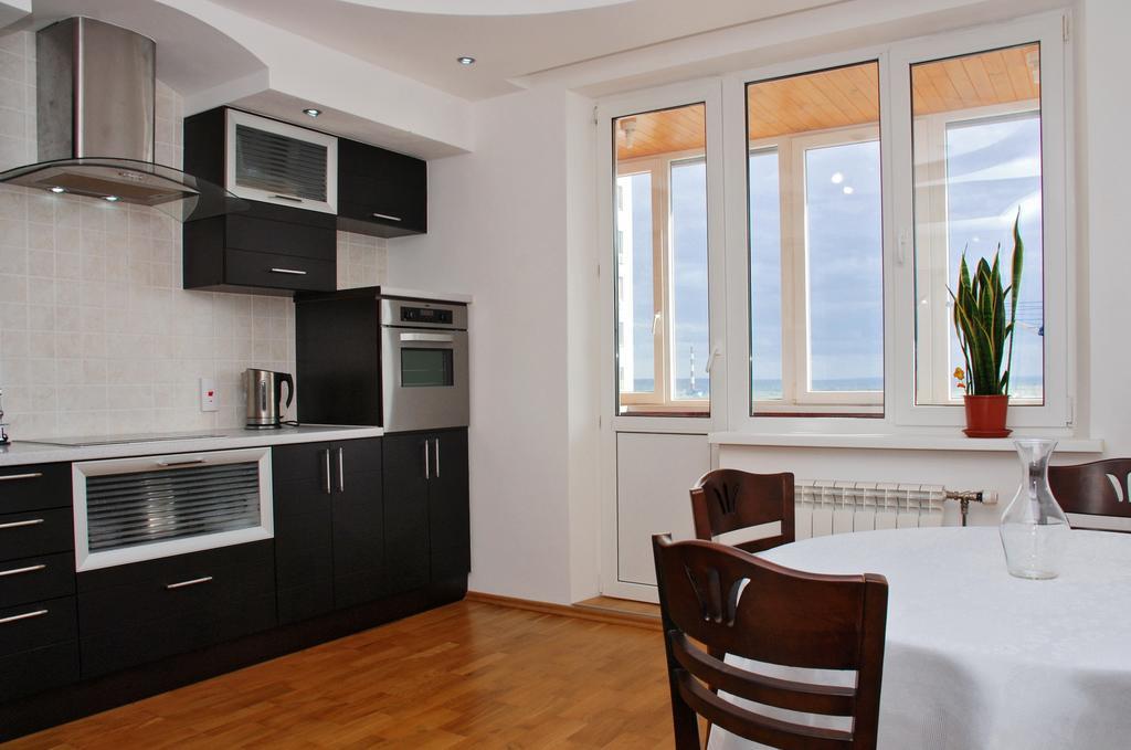 Kiev Pozniaky Apartment Habitación foto