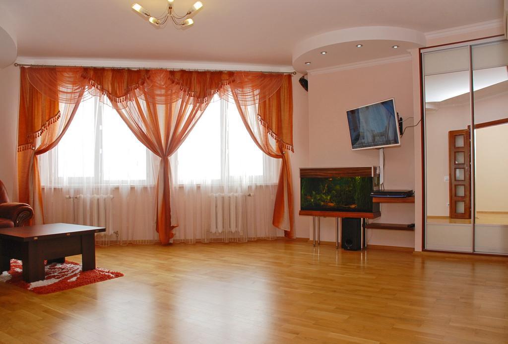 Kiev Pozniaky Apartment Habitación foto